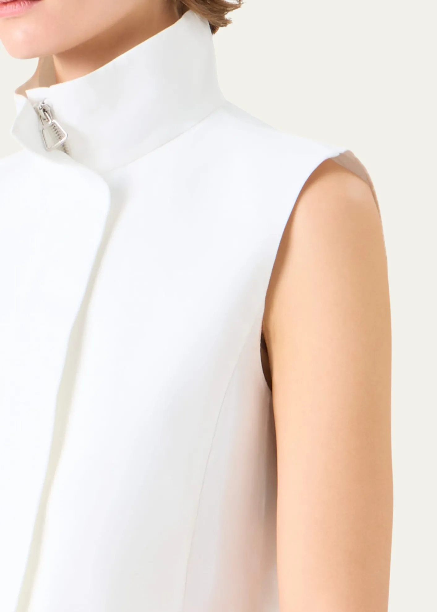 AkrisHester Short Stand-Collar Cotton Gilet