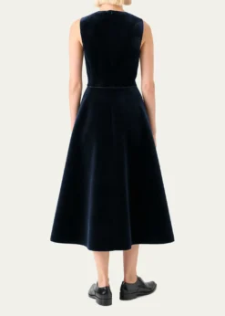 AkrisSleeveless Velvet Midi Cocktail Dress