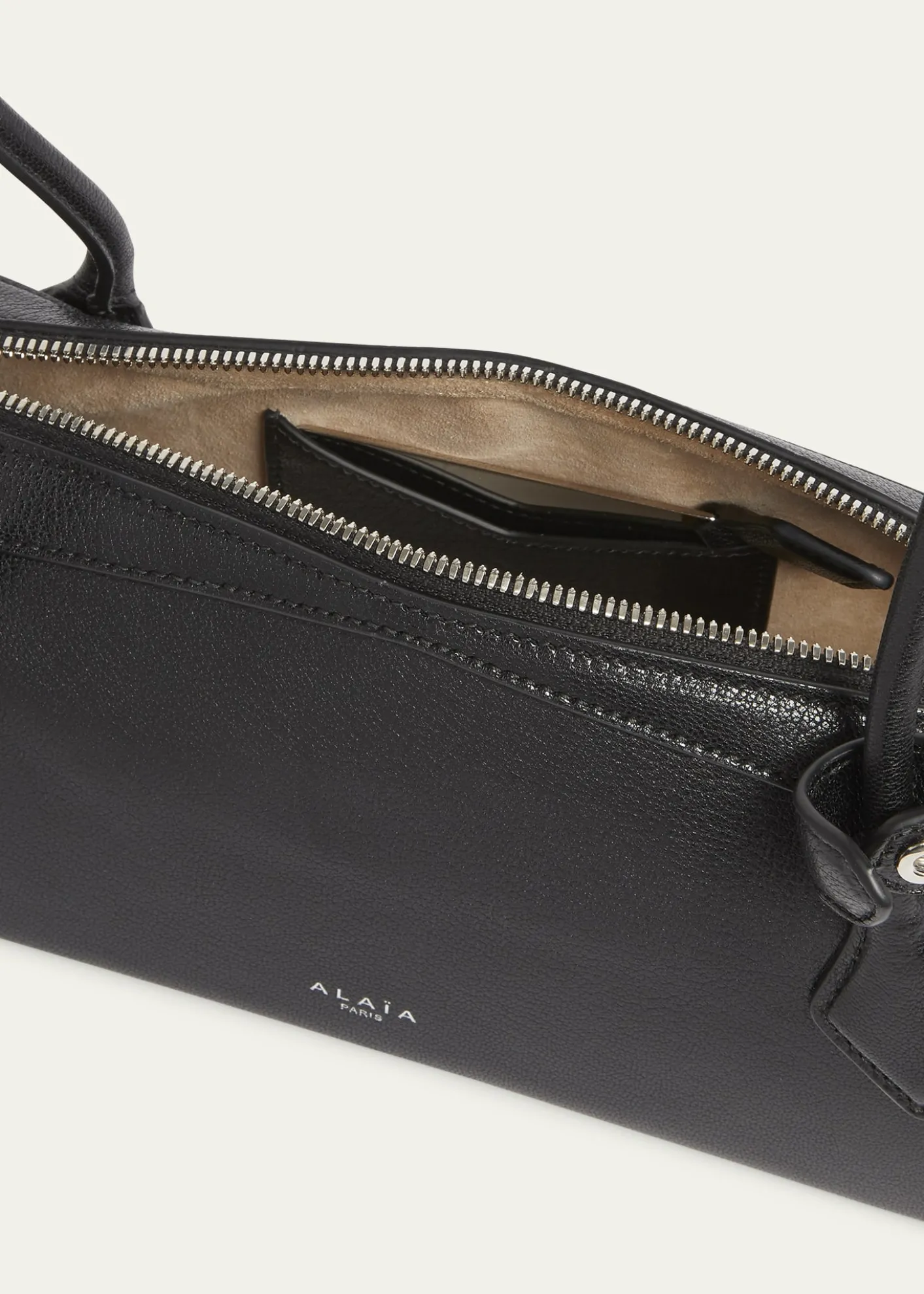 ALAIALe Teckel Medium Shoulder Bag in Goatskin