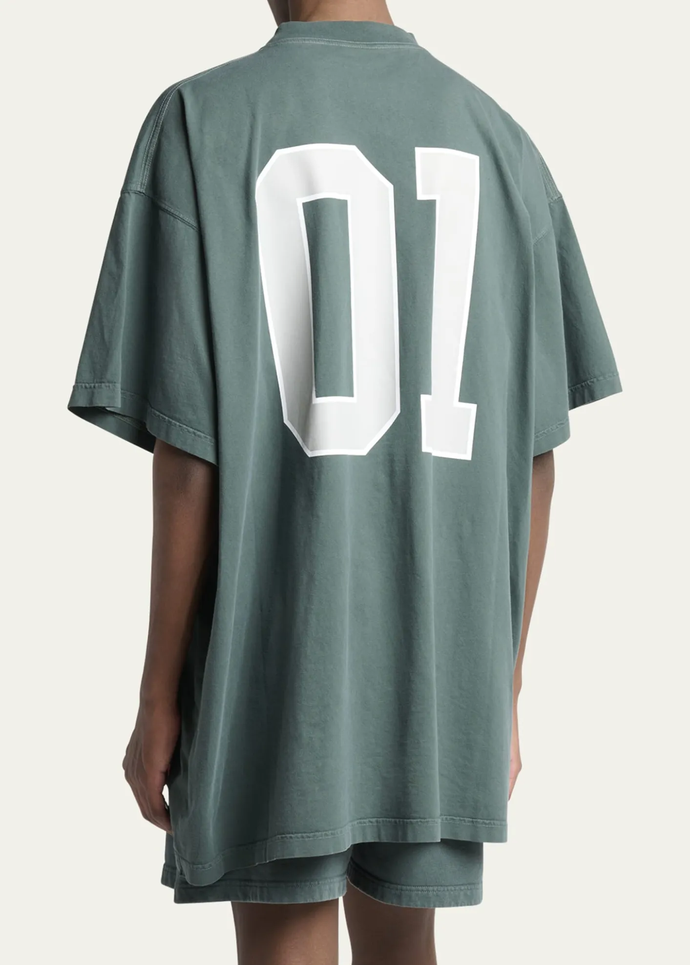 BalenciagaMen's Basketball Logo Oversized Fit T-Shirt