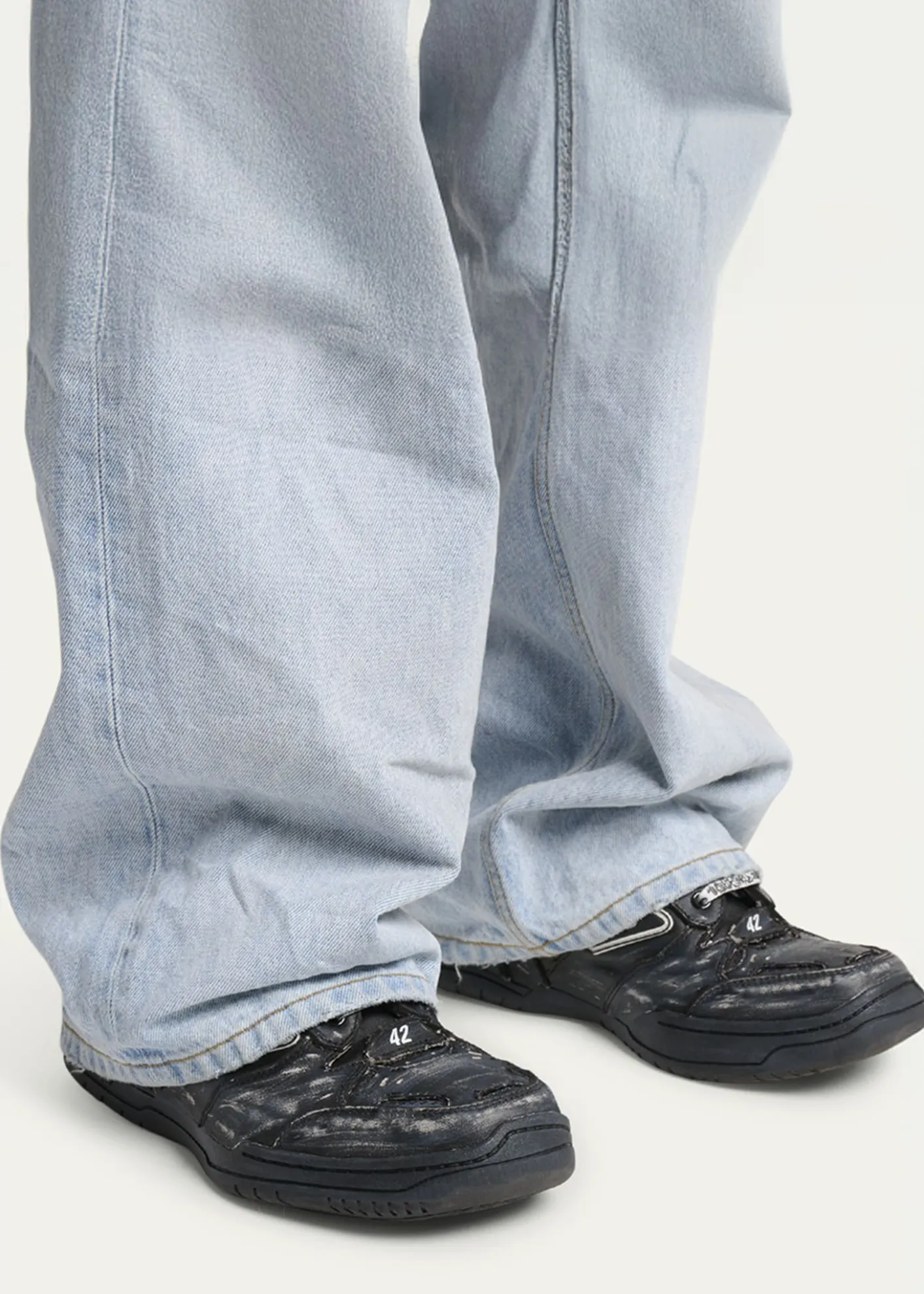 BalenciagaMen's Hamptons Calfskin Low-Top Sneakers
