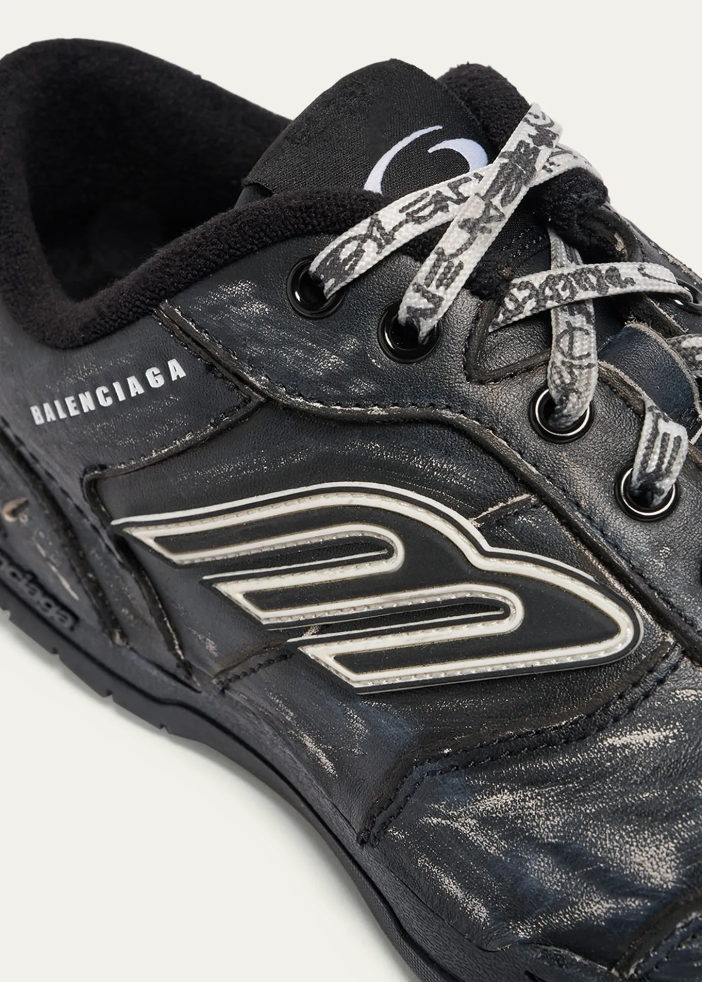 BalenciagaMen's Hamptons Calfskin Low-Top Sneakers