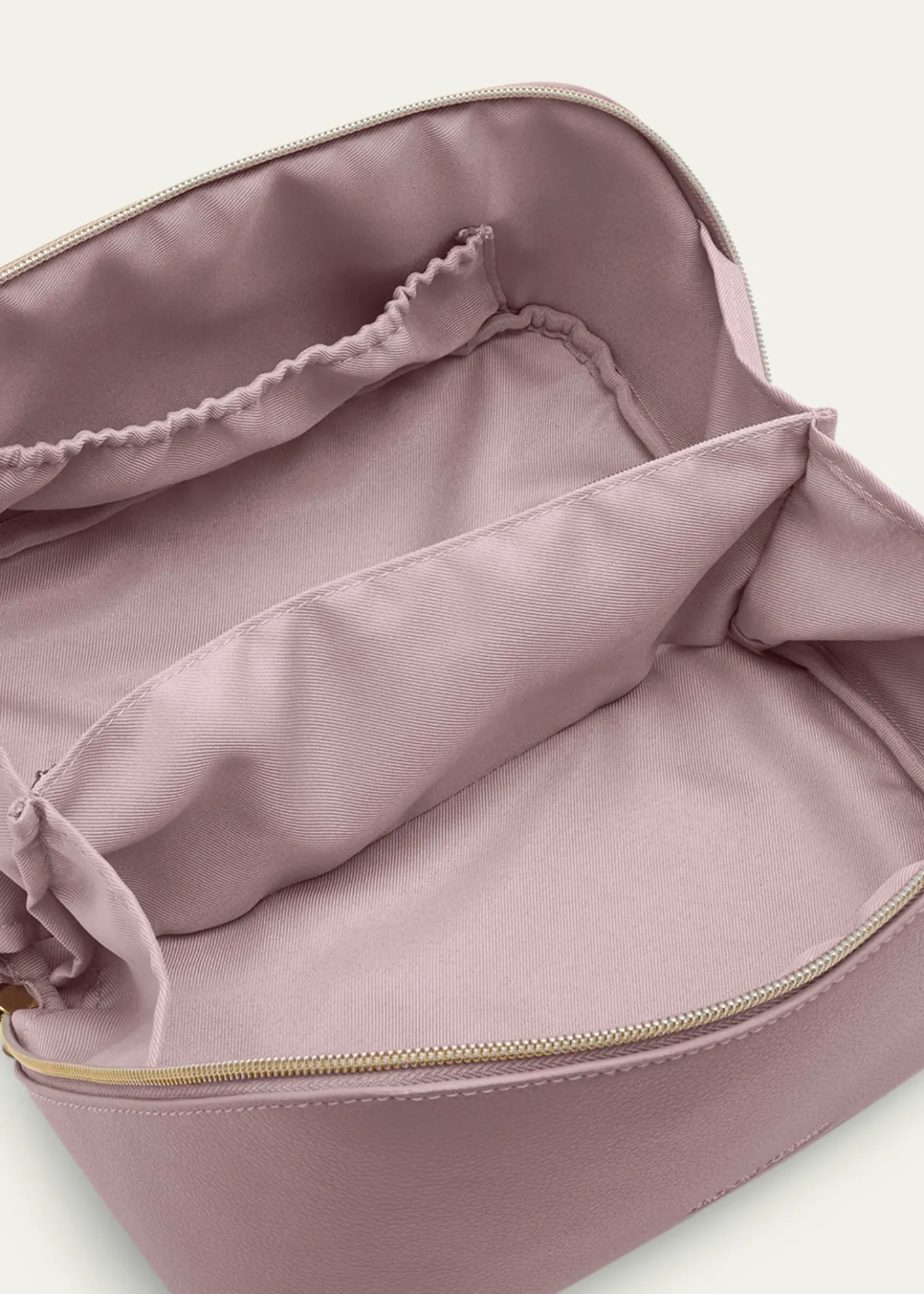 Bergdorf GoodmanLovely in Lavender, Yours with any Beauty Purchase of $295 or more