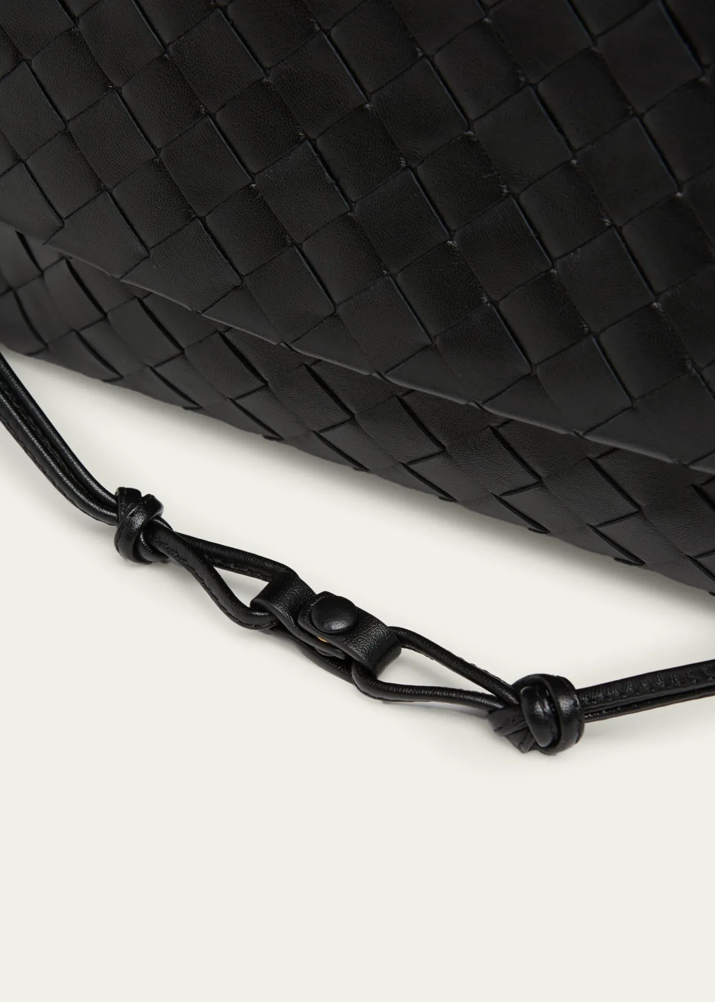 Bottega VenetaGiorno Leather Drawstring Shoulder Bag