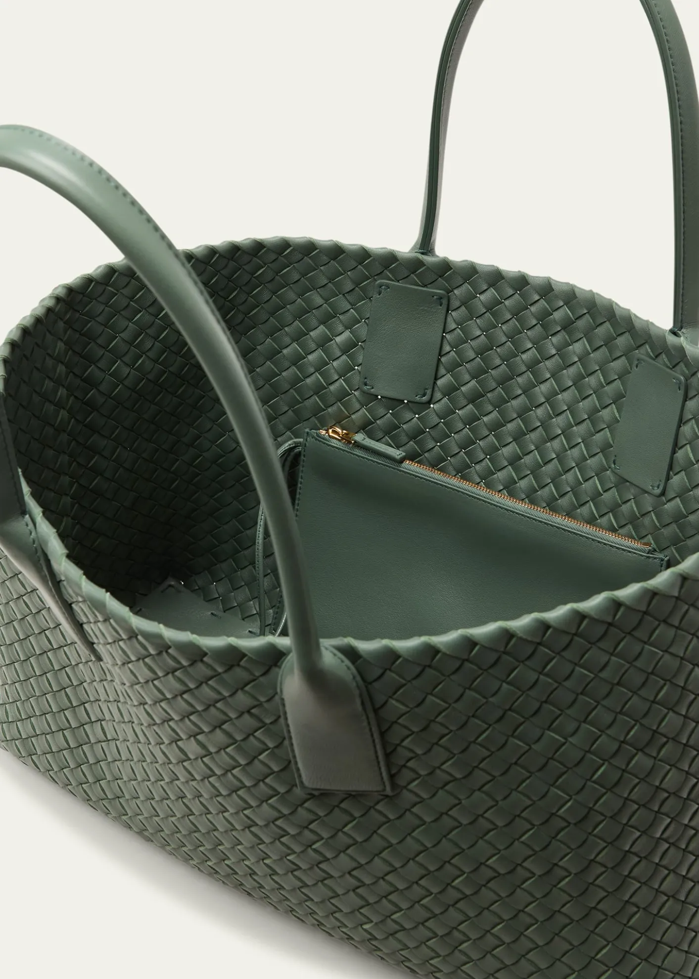 Bottega VenetaMedium Cabat Bag