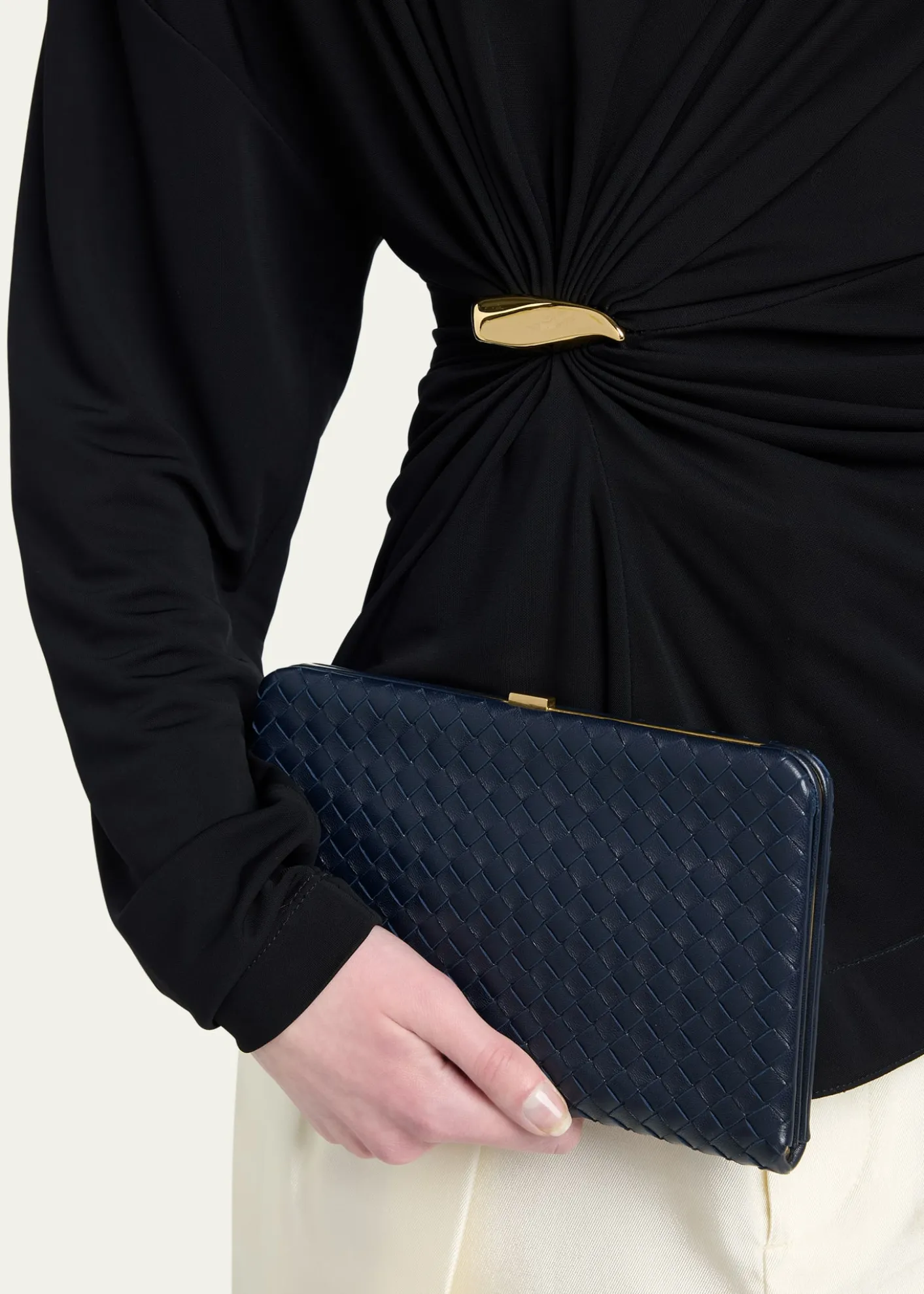 Bottega VenetaMezzanotte Leather Clutch Bag