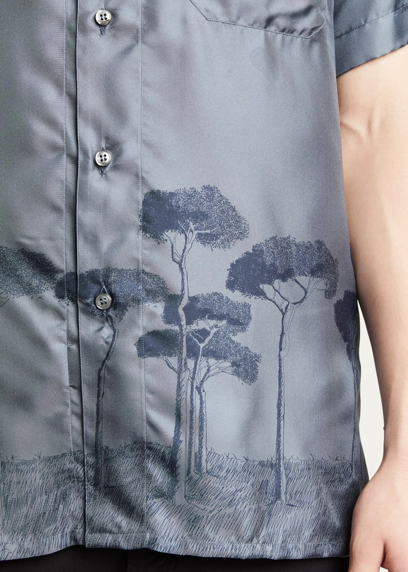 BrioniMen's Roman Tree-Print Silk Camp Shirt