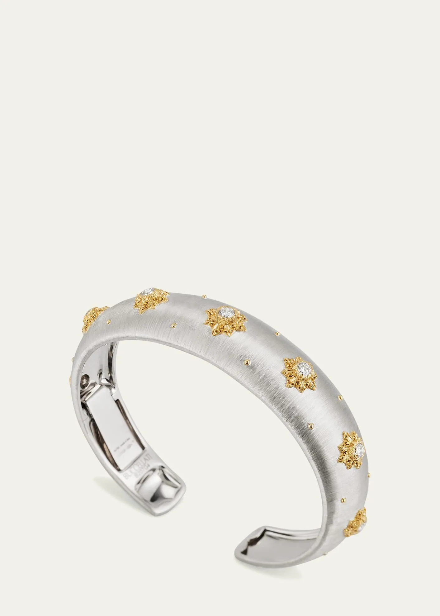 Buccellati18K White Gold Macri Classica Cuff Bracelet with Diamonds