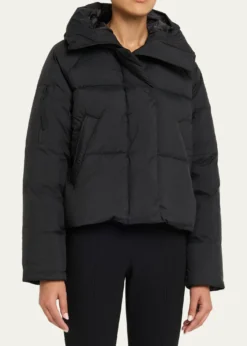 Canada GooseChilliwack Down Hooded Puffer Jacket