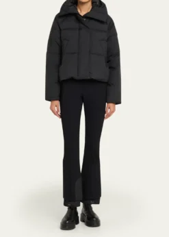 Canada GooseChilliwack Down Hooded Puffer Jacket