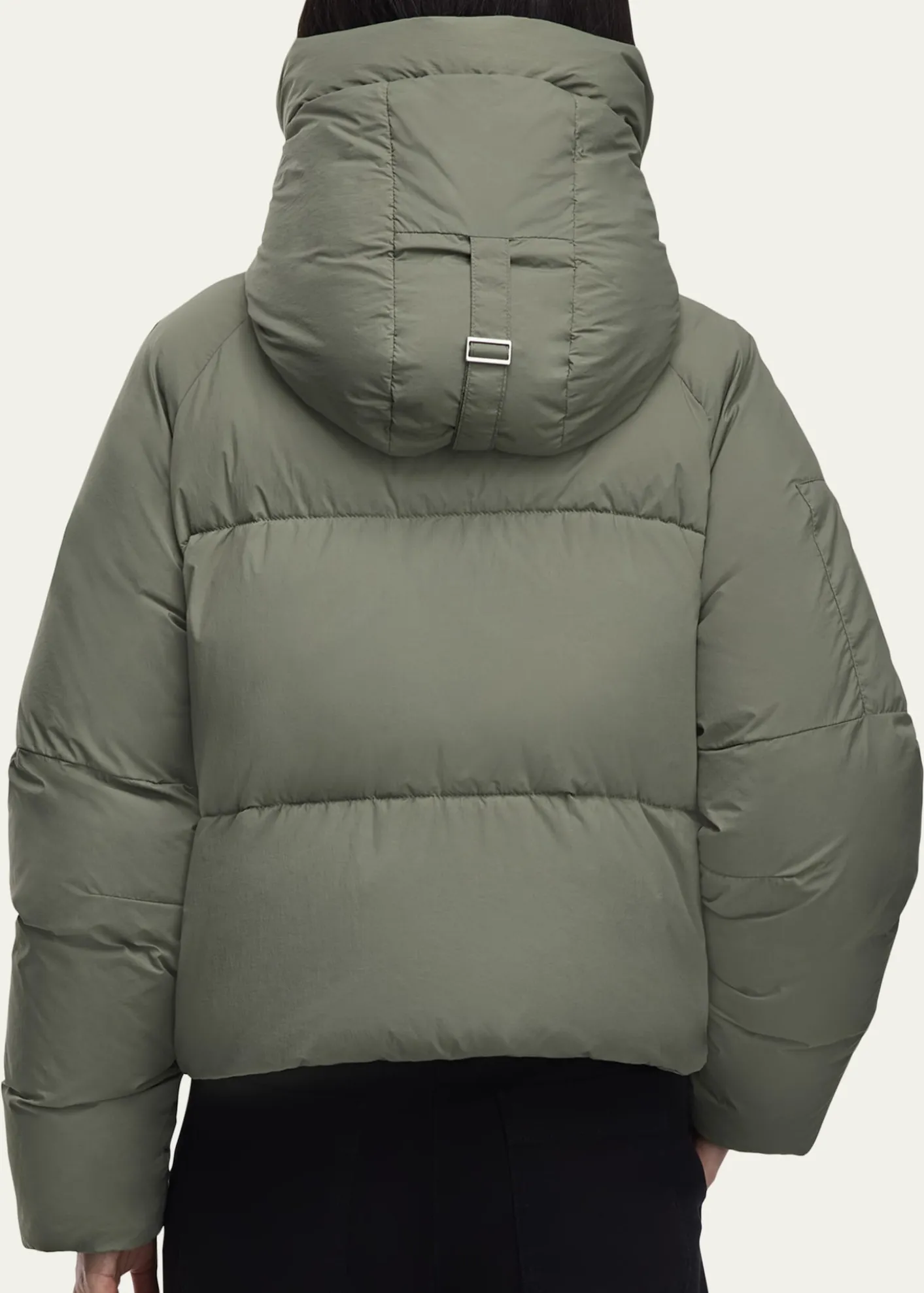 Canada GooseChilliwack Down Hooded Puffer Jacket