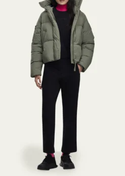 Canada GooseChilliwack Down Hooded Puffer Jacket