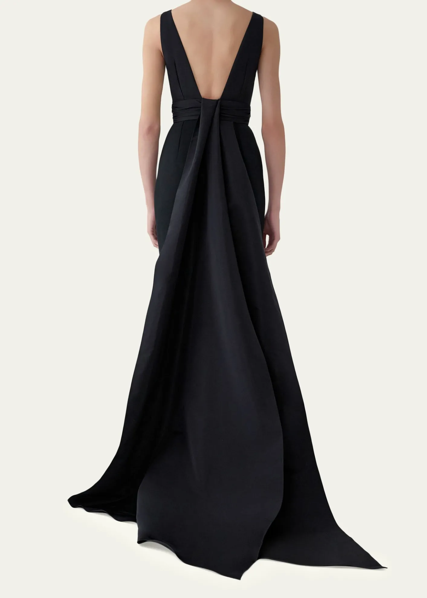 Carolina HerreraSleeveless Silk Column Dress with Train