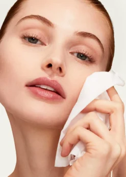 Cle de Peau BeauteMakeup Cleansing Towelettes, 50 ct.