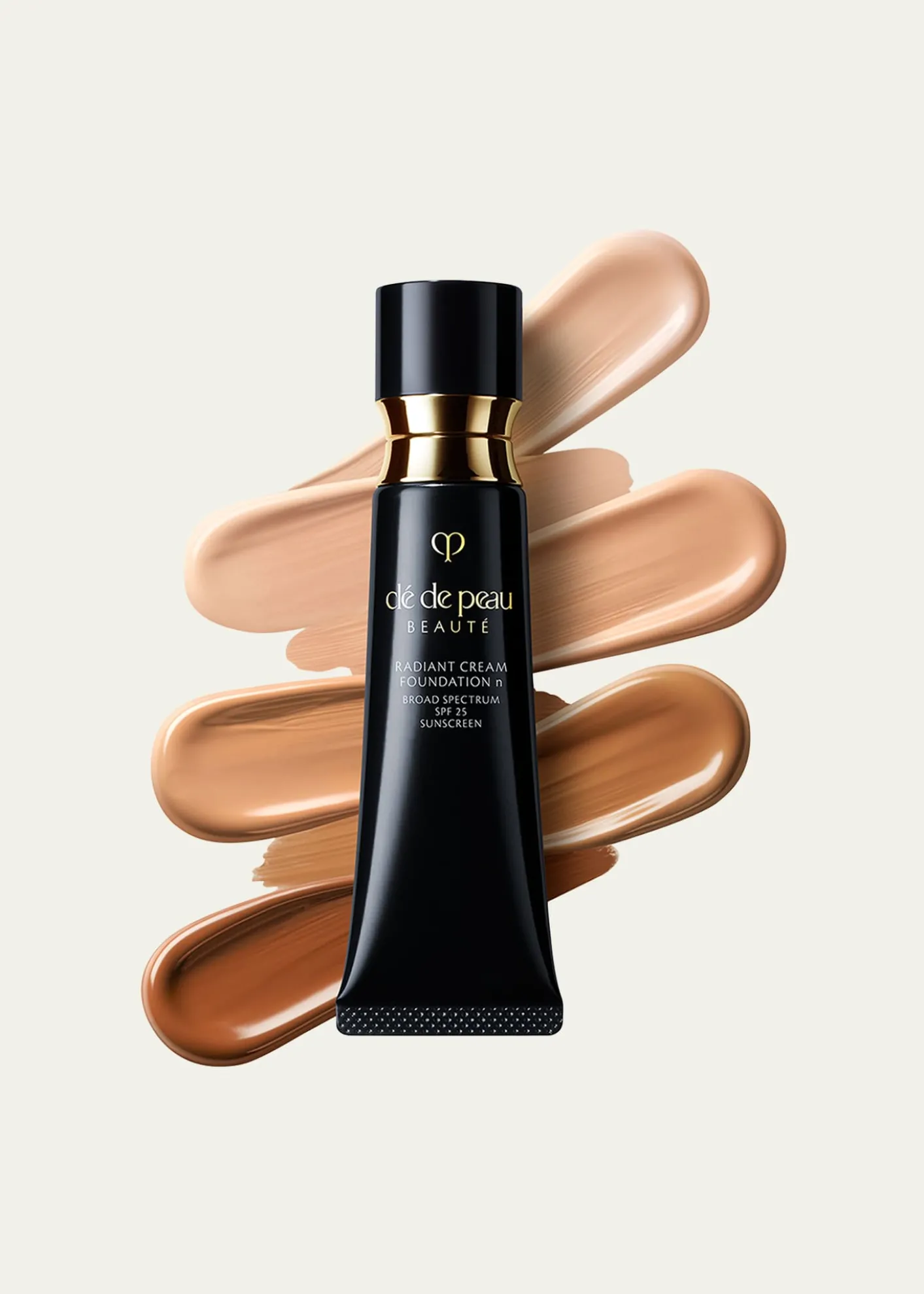 Cle de Peau BeauteRadiant Cream Foundation SPF 25