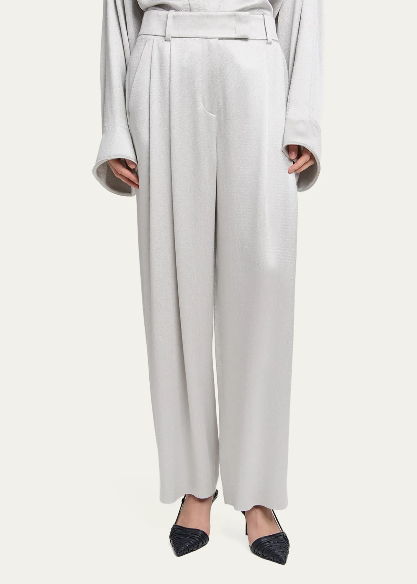 Giorgio ArmaniHammered Satin Pleated Straight-Leg Trousers