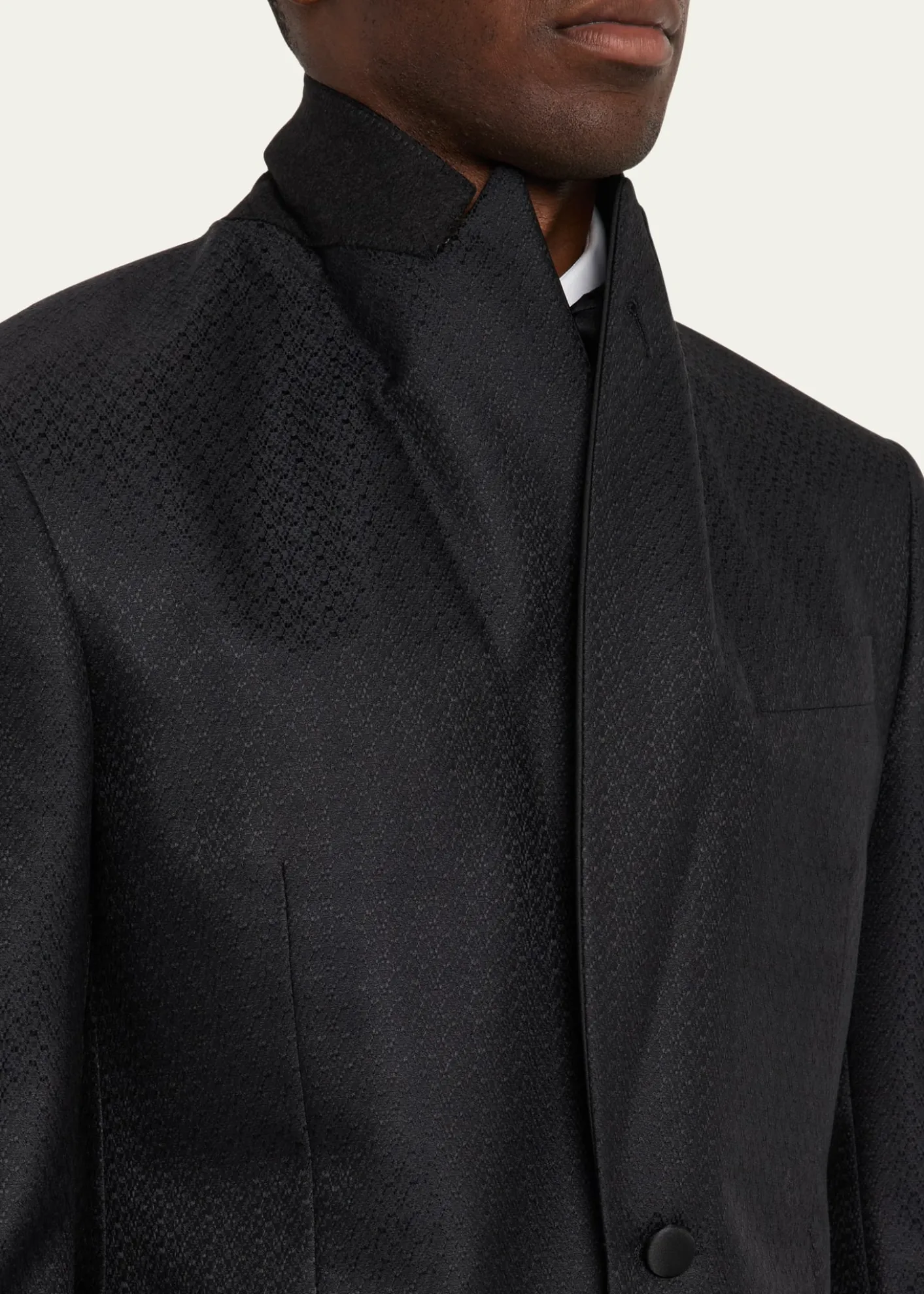 Giorgio ArmaniMen's Honeycomb Satin Peak Lapel Dinner Jacket