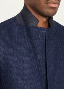 Giorgio ArmaniMen's Soft Textured Single-Breasted Sport Coat