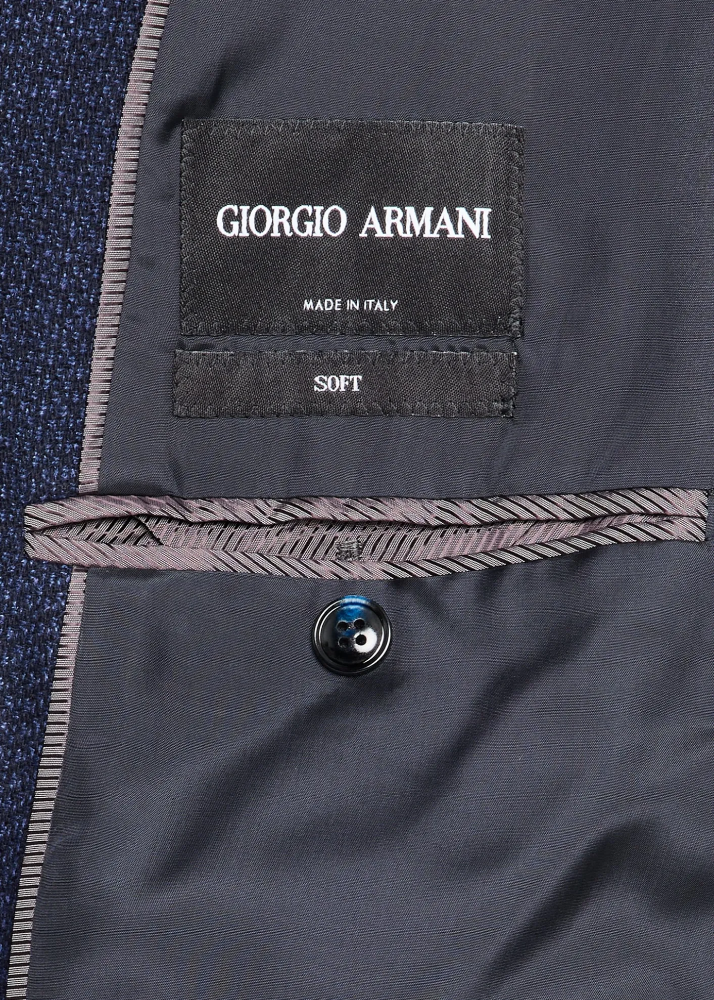 Giorgio ArmaniMen's Soft Textured Single-Breasted Sport Coat