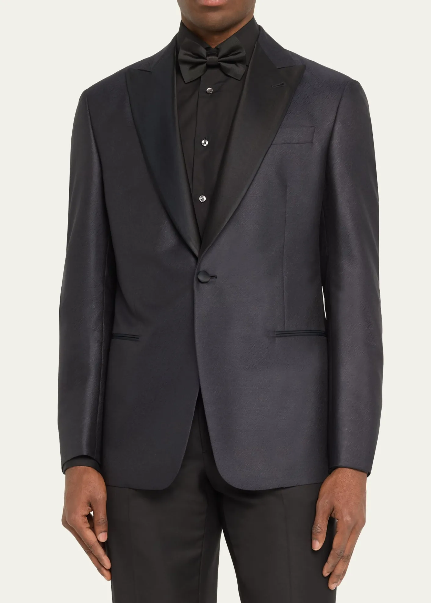 Giorgio ArmaniMen's Textured Dinner Jacket