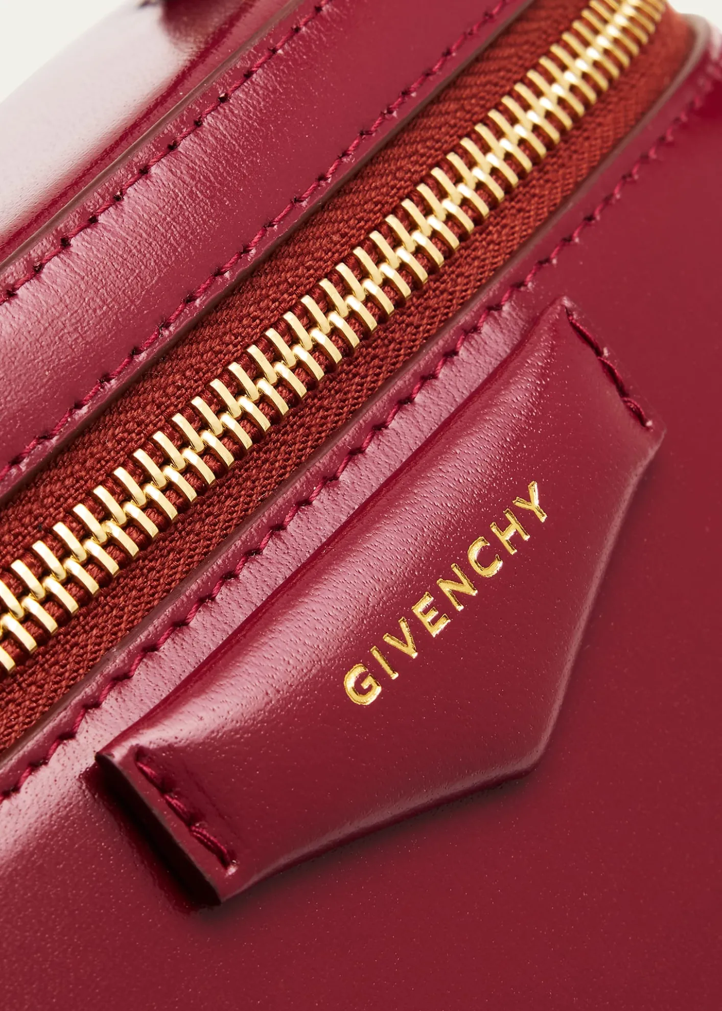 GivenchyAntigona Vanity Top-Handle Bag in Box Leather