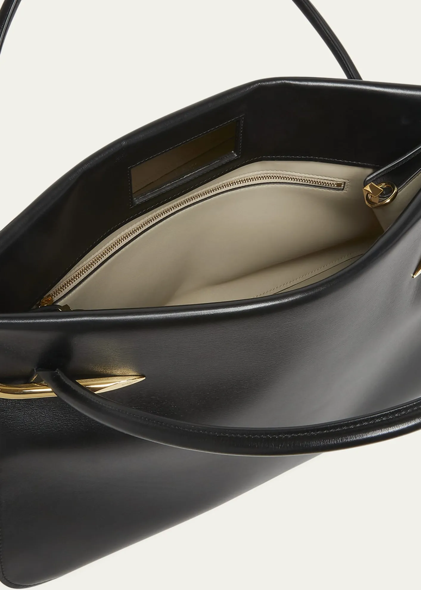 GivenchyPinch Large Shoulder Bag in Smooth Leather
