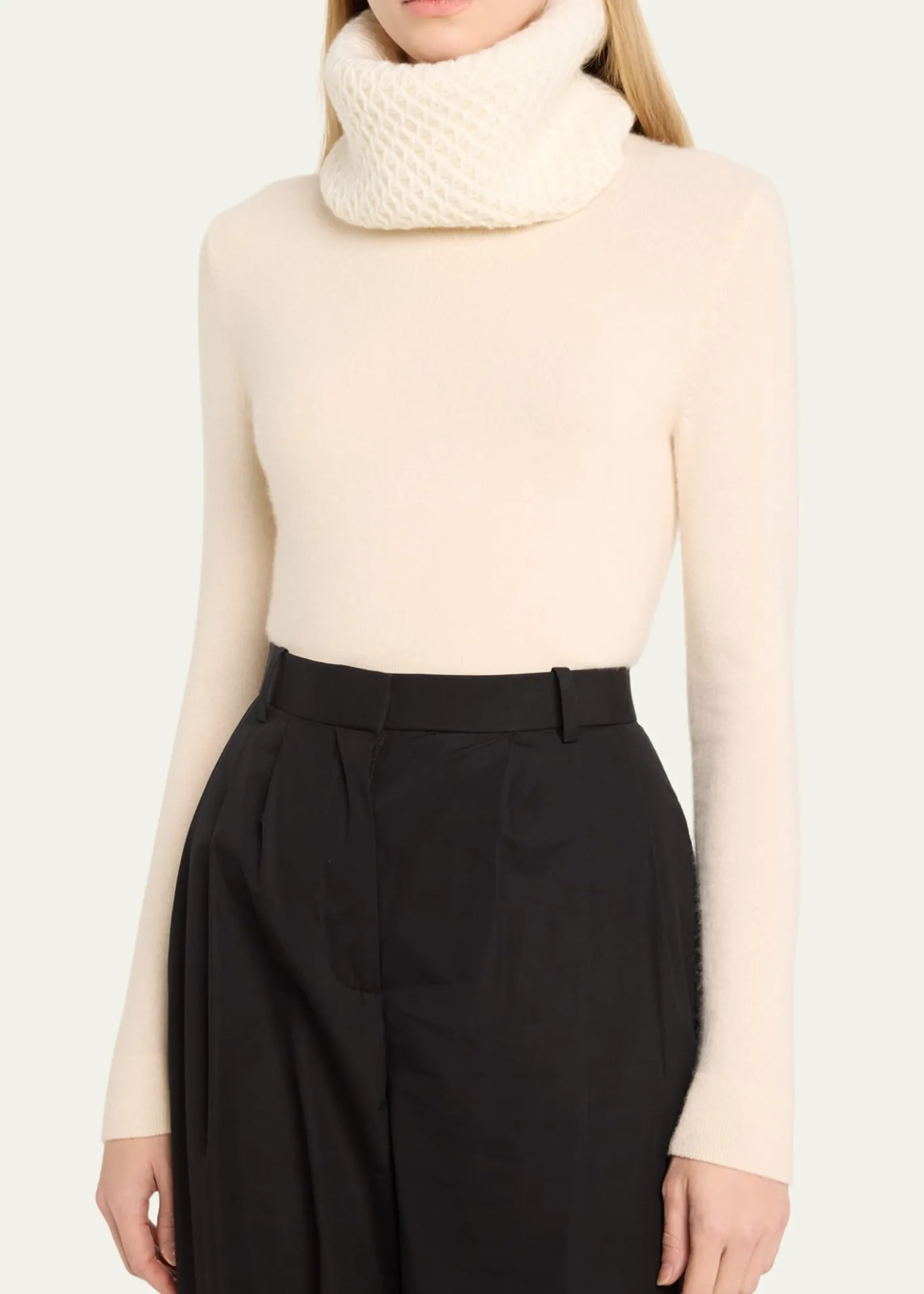 Hania New YorkCashmere Honeycomb Crochet Snood