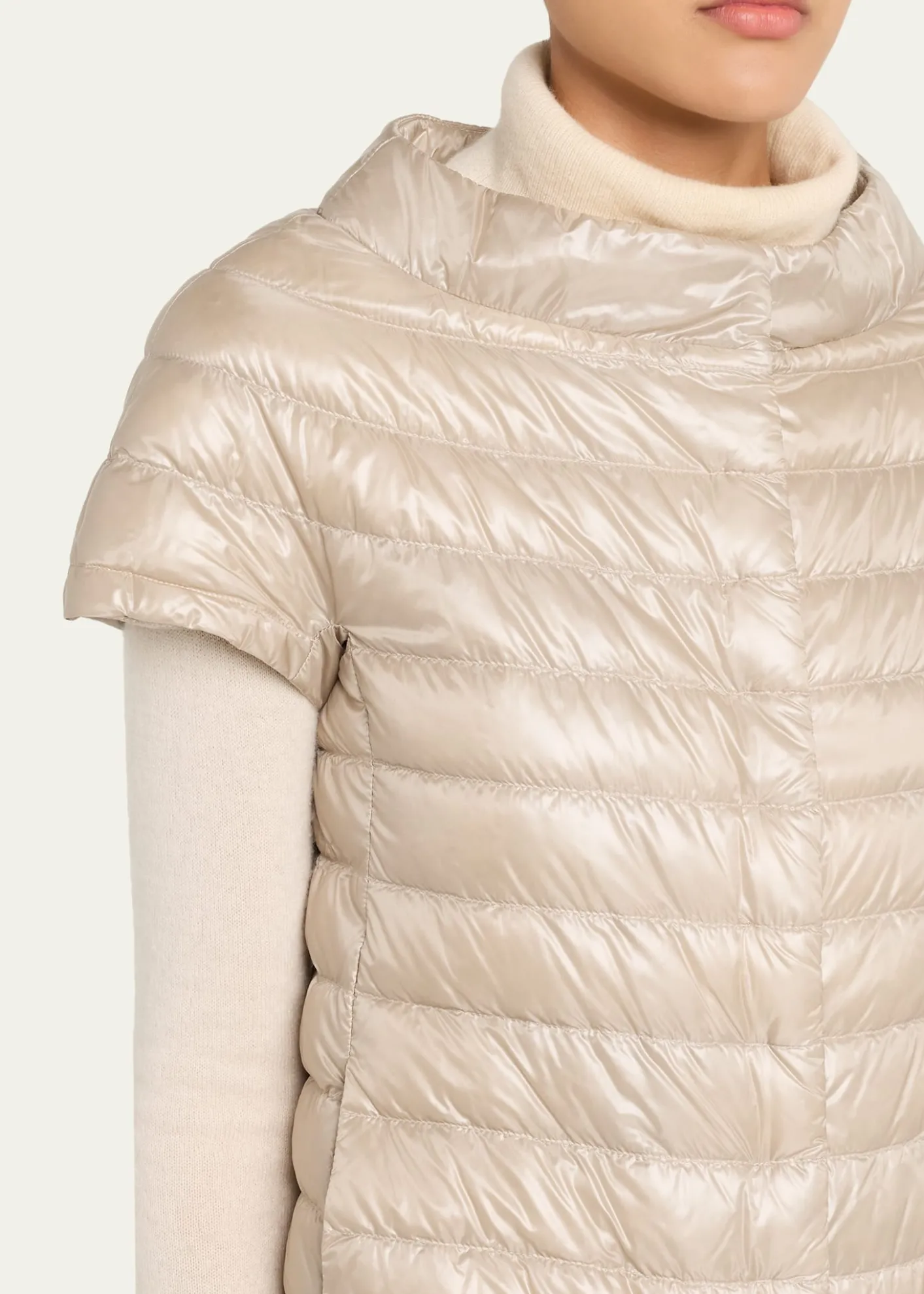 HernoEmilia Water-Resistant Ultralight Nylon Puffer Cape
