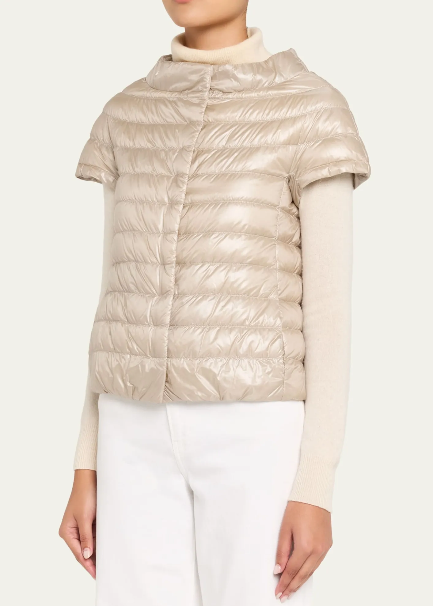 HernoEmilia Water-Resistant Ultralight Nylon Puffer Cape