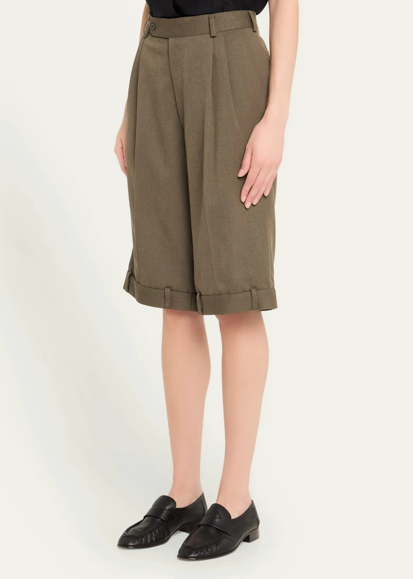 HODAKOVAUpside-Down Pleated Bermuda Shorts
