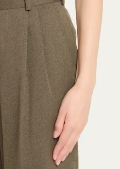 HODAKOVAUpside-Down Pleated Bermuda Shorts