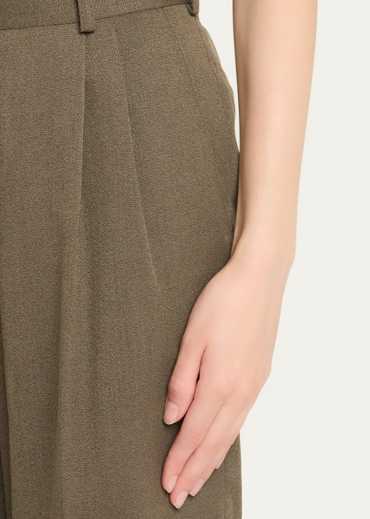 HODAKOVAUpside-Down Pleated Bermuda Shorts