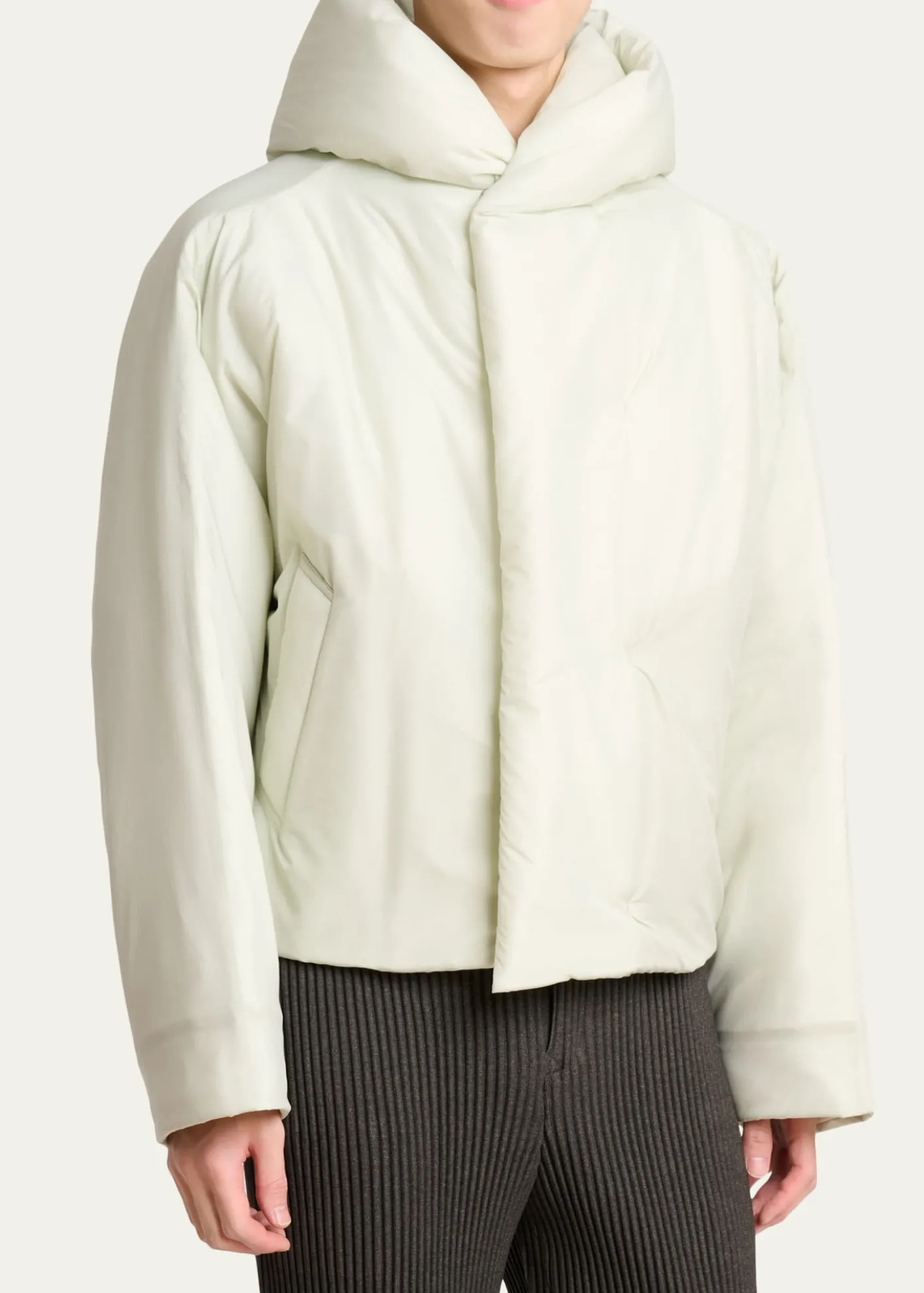 Homme Plisse Issey MiyakeMen's Duvet Hooded Short Coat