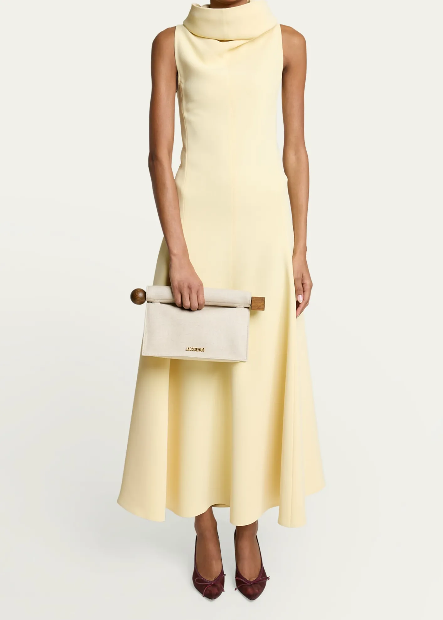 JacquemusLa Rond Carré Linen Clutch Bag