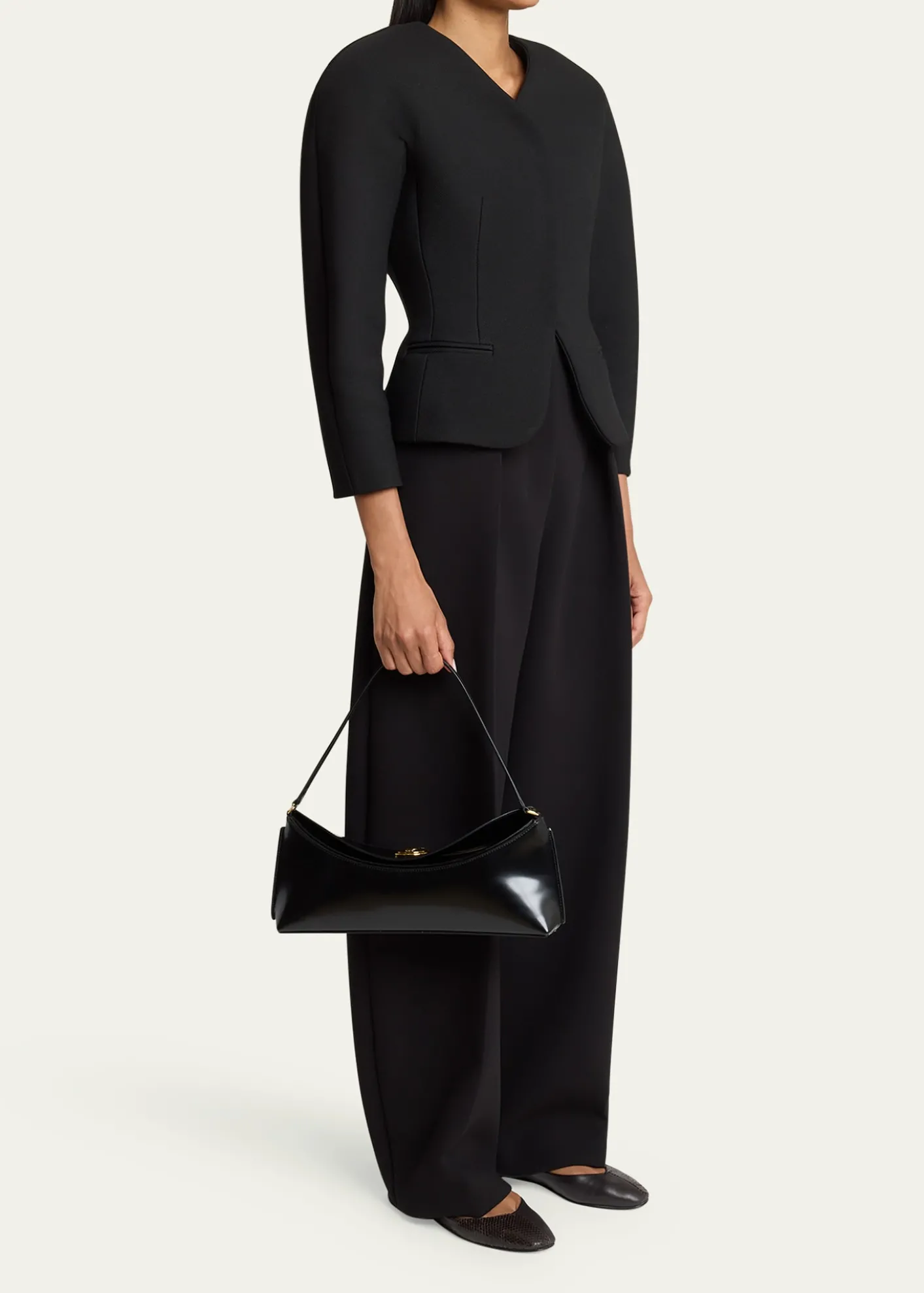 JacquemusLe Calisso Patent Leather Shoulder Bag
