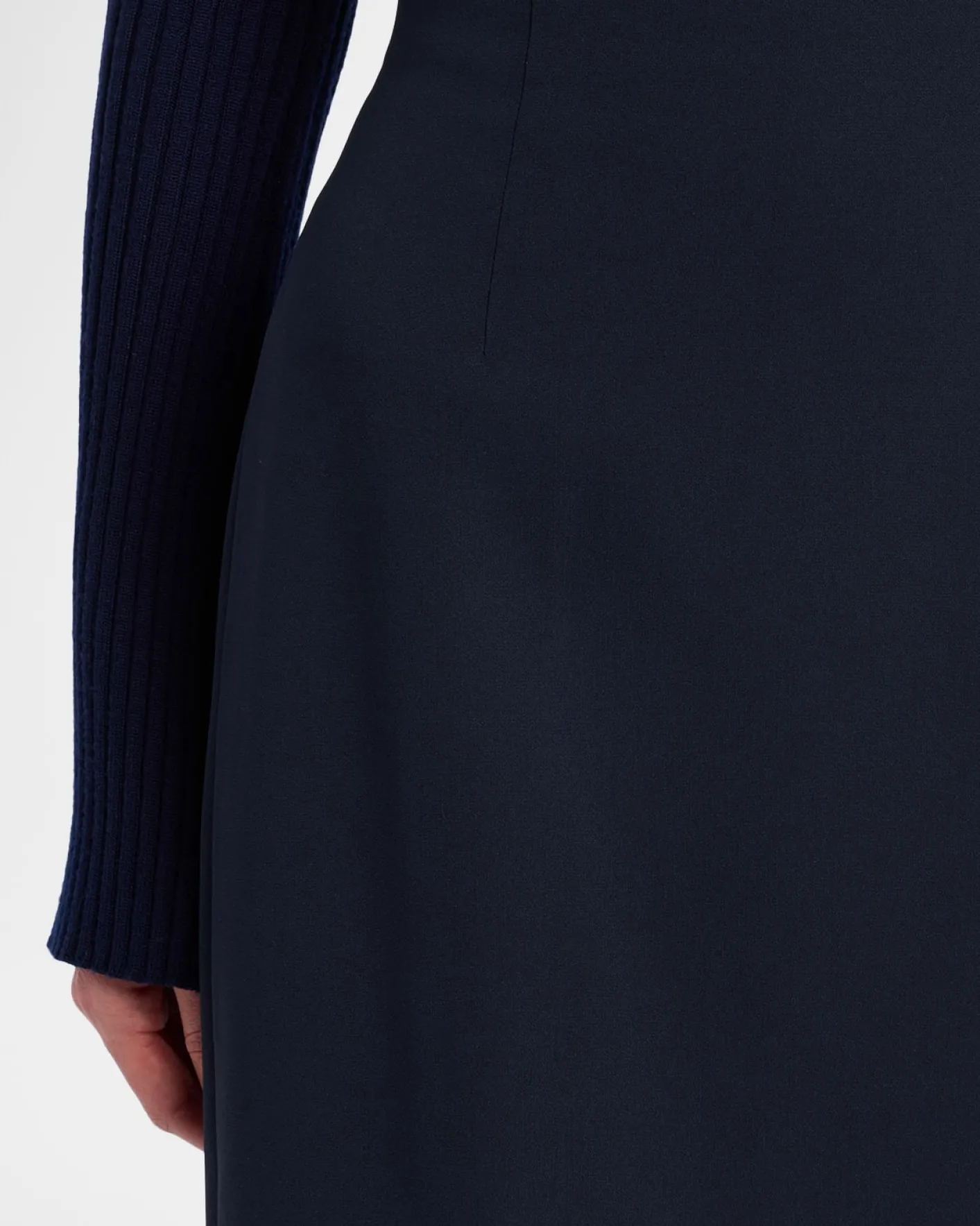 Lafayette 148 New YorkFinesse Crepe Midi Pencil Skirt