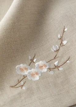 Le Reve d'AnfuCherry Blossom Embroidered Linen Napkin, 22