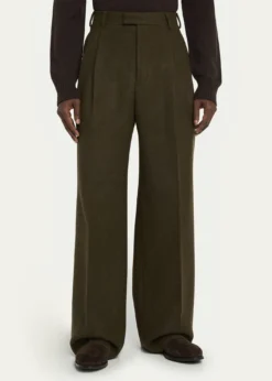 Loro PianaMen's Kelvin Wool and Cashmere Snap-Front Vest