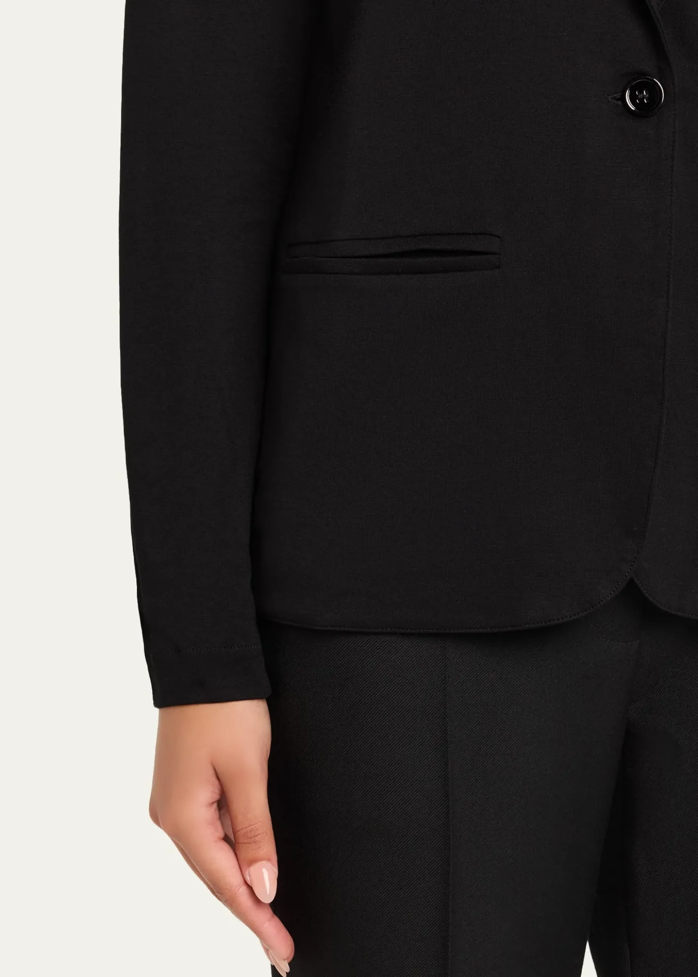 Majestic FilaturesSoft Touch Single-Button Blazer