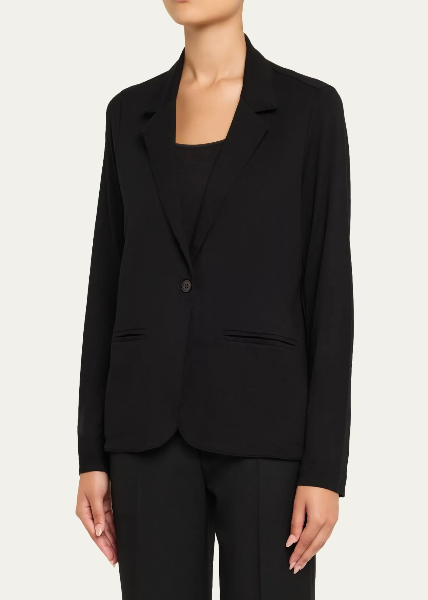 Majestic FilaturesSoft Touch Single-Button Blazer