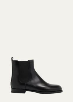 Manolo BlahnikChelsa Leather Chelsea Ankle Booties