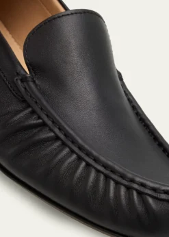 Manolo BlahnikLeonda Leather Loafers