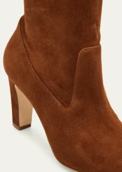 Manolo Blahnik90mm Pavisco Suede Knee-High Boots