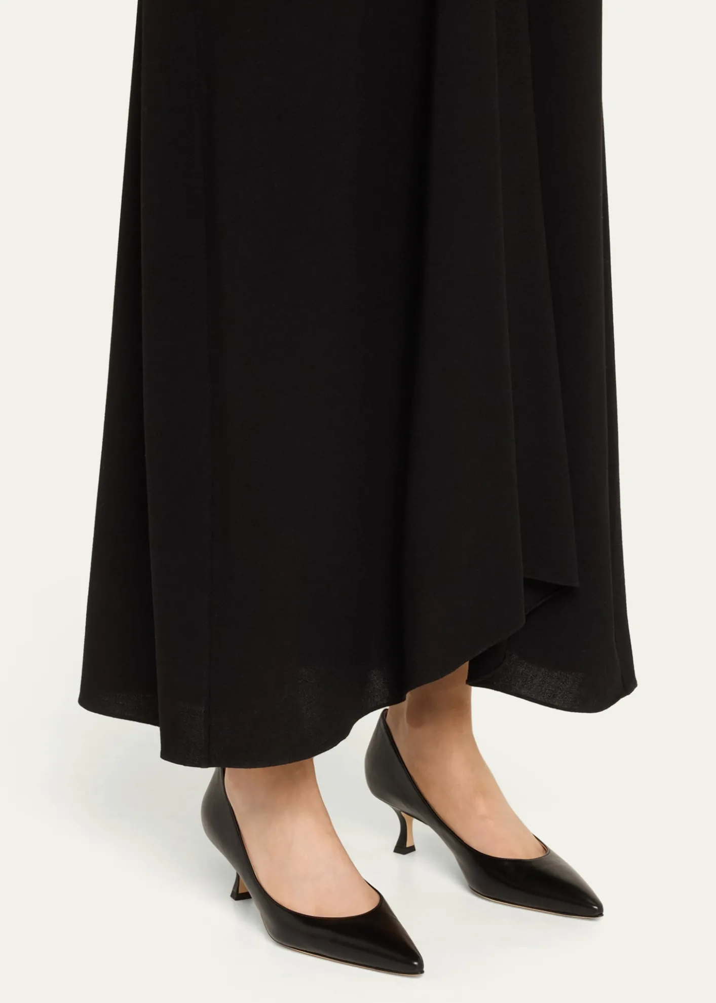 Manolo BlahnikSrila Leather Low Pumps