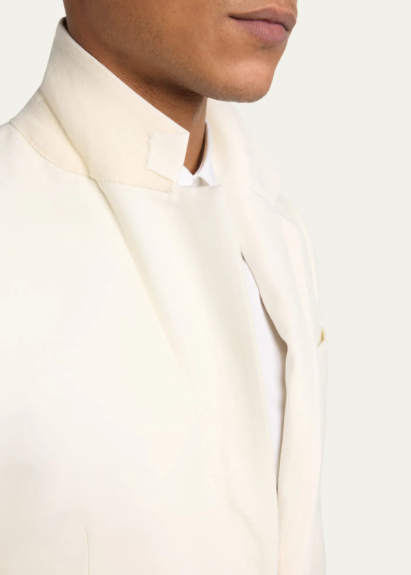 McQueenMen's Wool Pleated-Lapel Single-Breasted Dinner Jacket