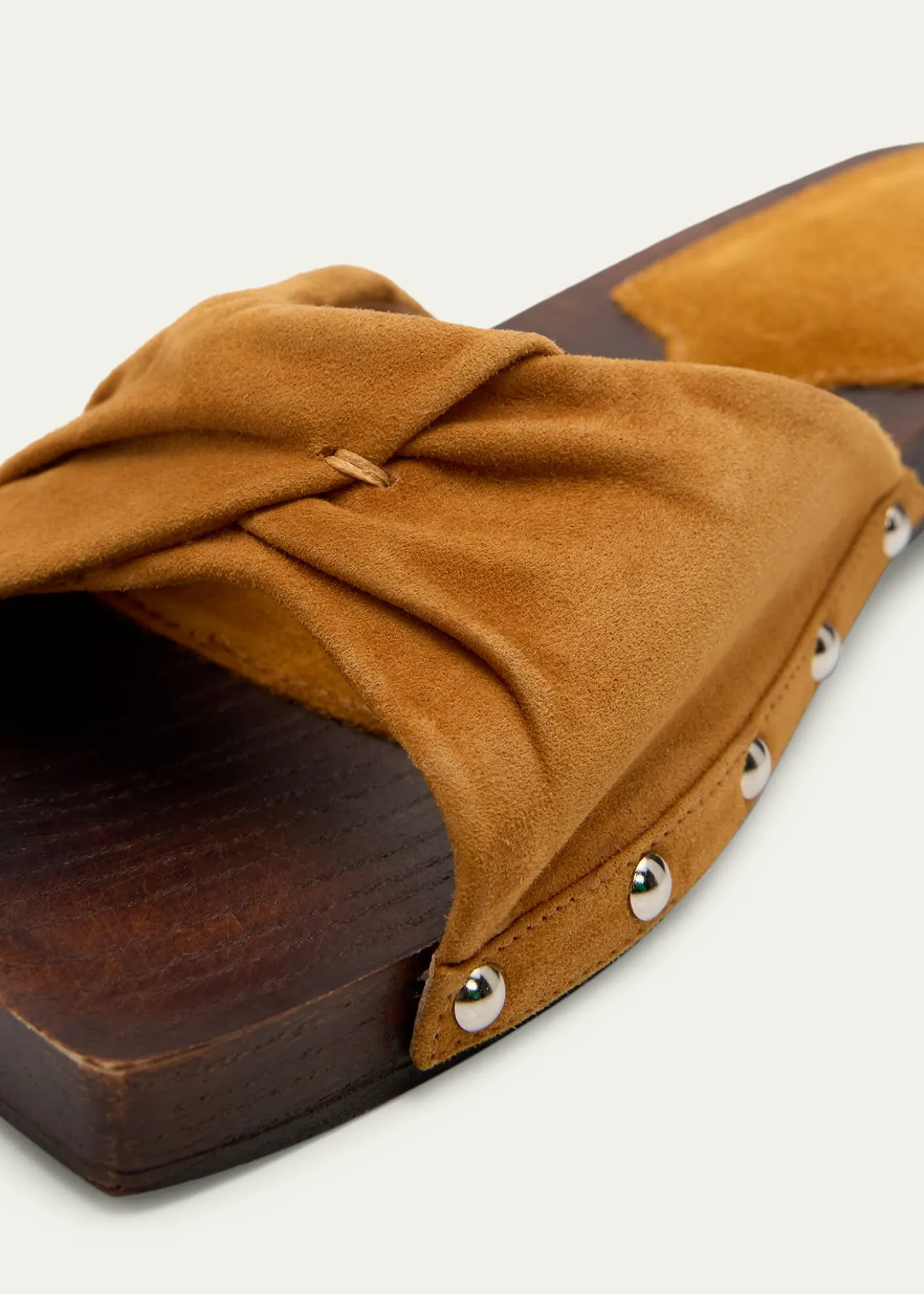 NodaletoBulla Mellow Suede Clogs