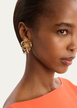 Oscar de la RentaOpenwork Hibiscus Earrings