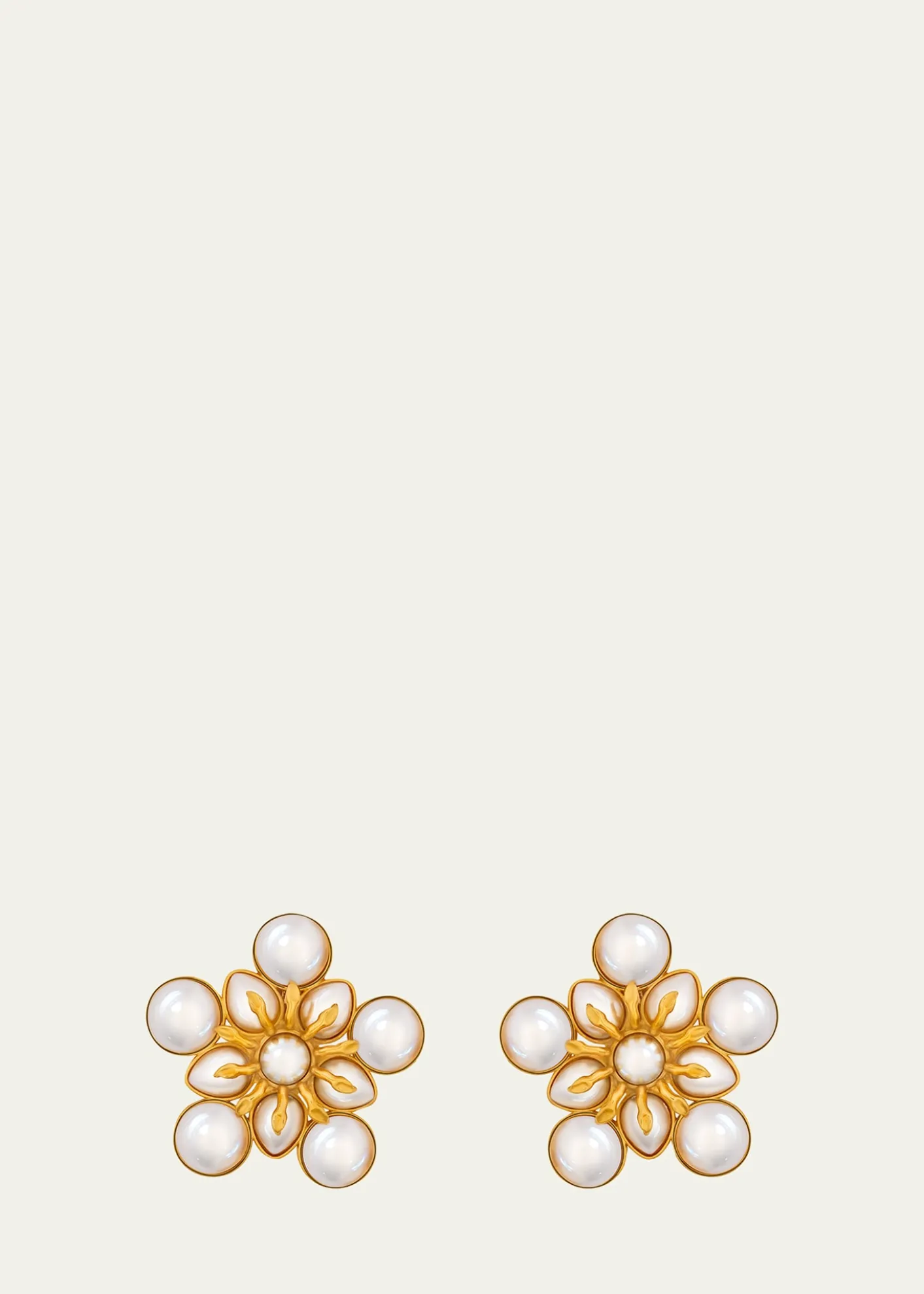 Oscar de la RentaPearly Flower Small Clip-On Earrings