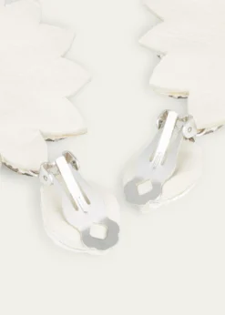 Ranjana KhanDioses Earrings with Pearls