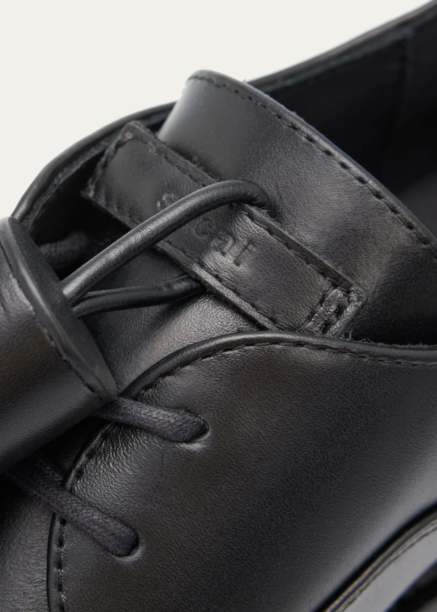SACAITassel Leather Pointed-Toe Moccasins